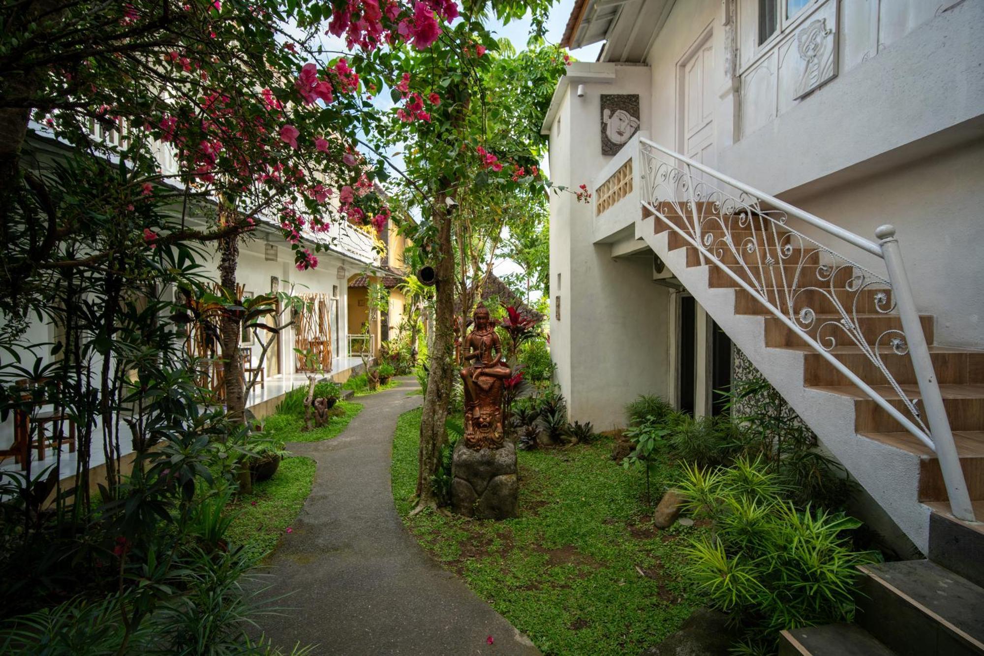 Kubu Sari * Ubud